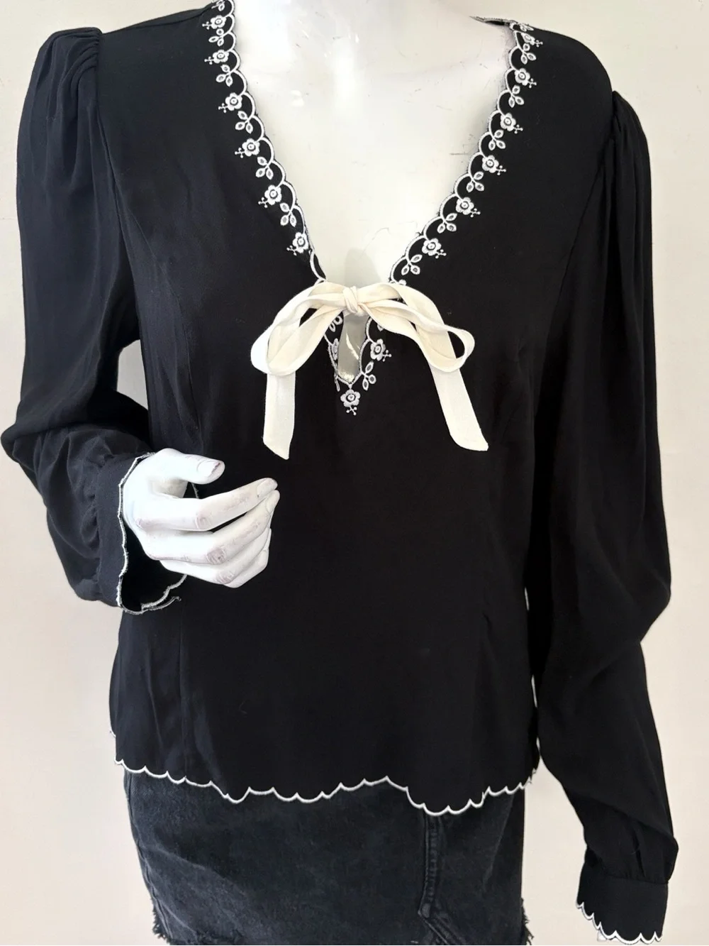 Reformation Viva Black w White Floral Embroidered Long-Sleeve Tie Front Top